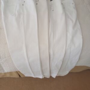Chicos Woman's  White Jeans